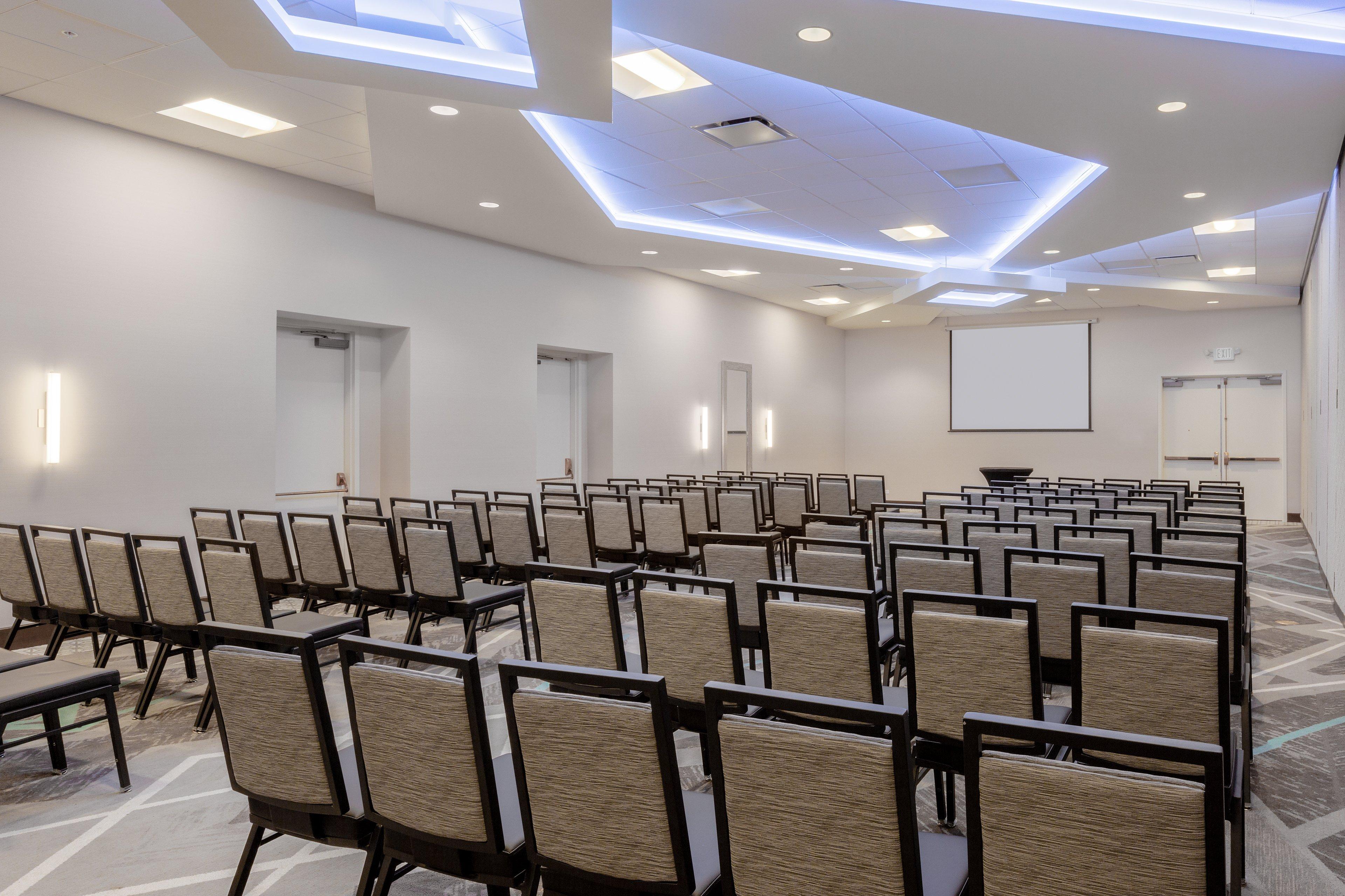 Holiday Inn La Mirada Buena Park By Ihg Exterior photo