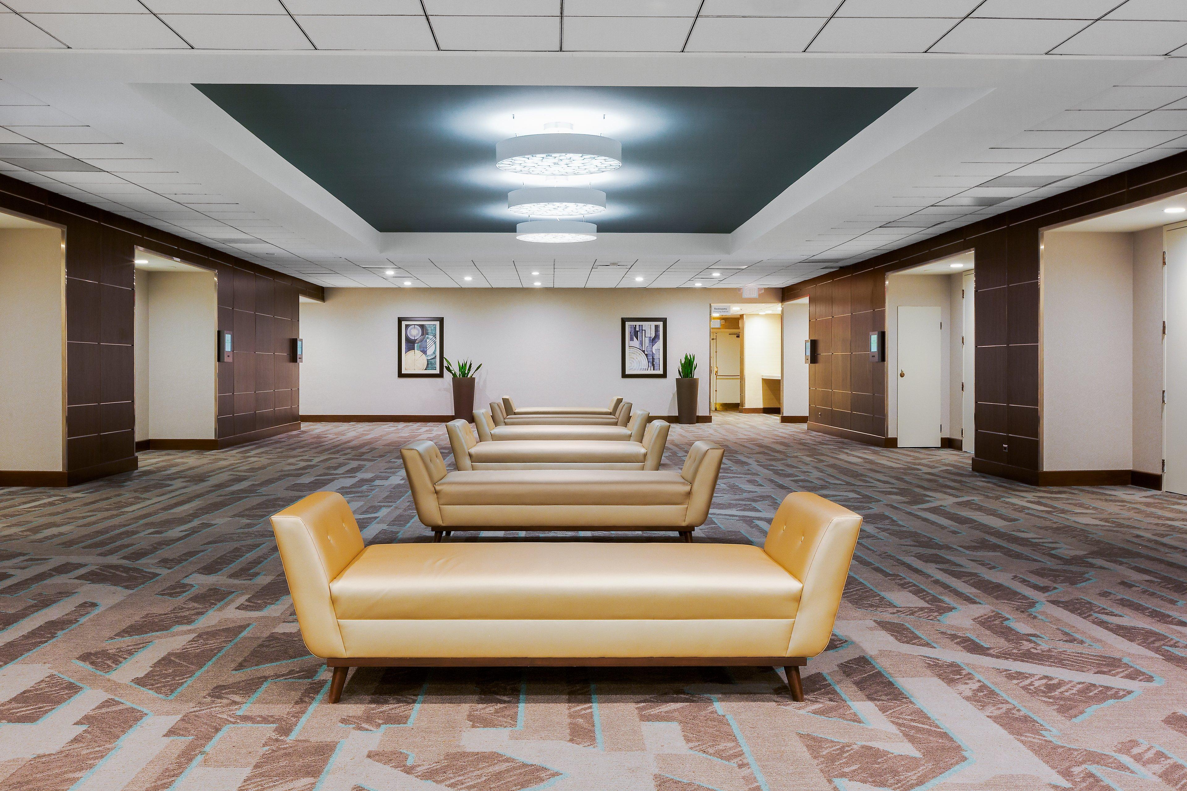 Holiday Inn La Mirada Buena Park By Ihg Exterior photo